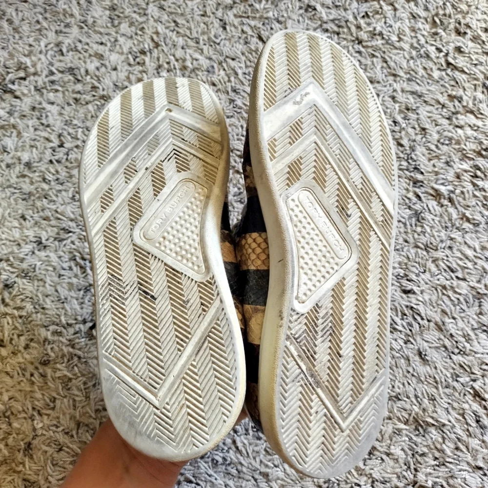 AS IS Tory Burch Howell Court Sneakers Stripped Snake Print Sz 8,5